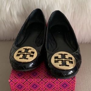 Tory Burch Black Quinn Flat